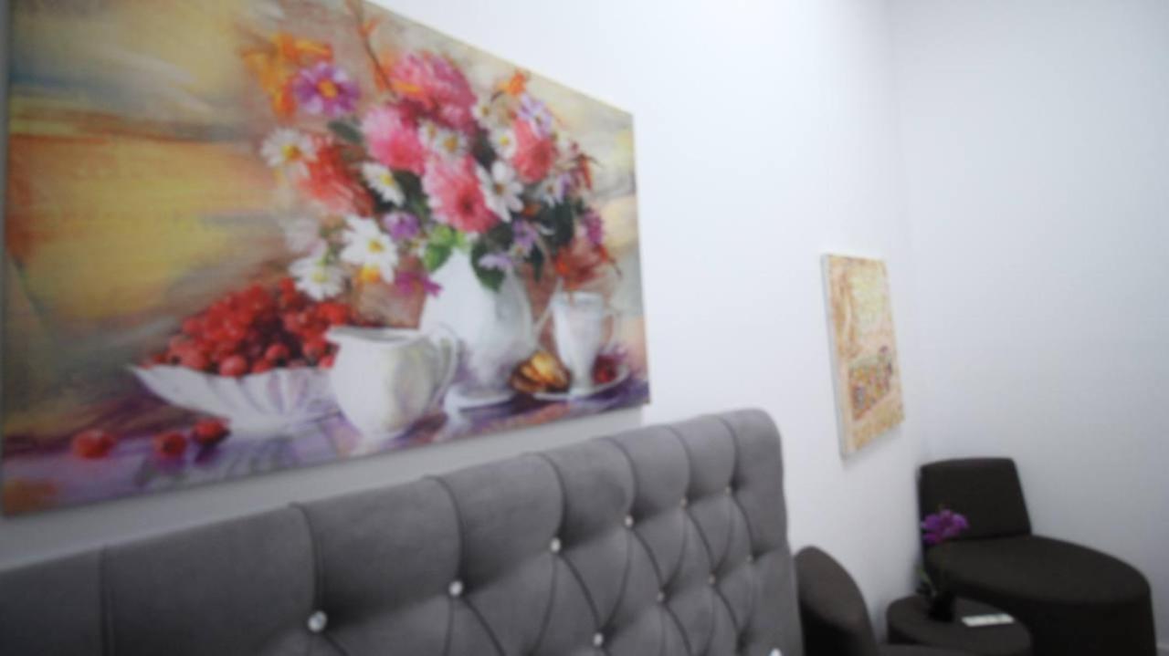 Modern Double Room Js A เวียนนา ภายนอก รูปภาพ