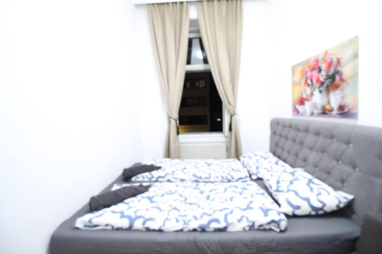 Modern Double Room Js A เวียนนา ภายนอก รูปภาพ